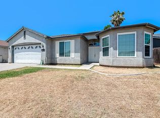 1376 Olympia Ave, Tulare, CA 93274