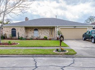 5117 Meadow Crest St, La Porte, TX 77571
