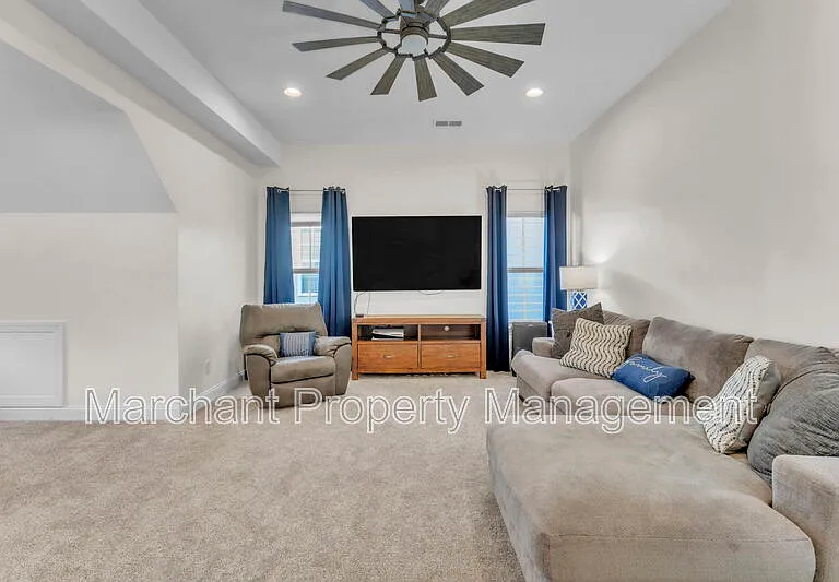 4 Woodland Chase Ct — Photo 20