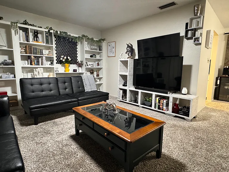4594 Parnell Dr — Photo 4