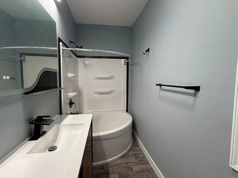 402 S Bailey Ave — Photo 22