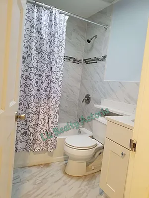 Rented by Liz Realty Group | media 16