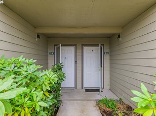 20905 Fawn Ct APT 34, West Linn, OR 97068