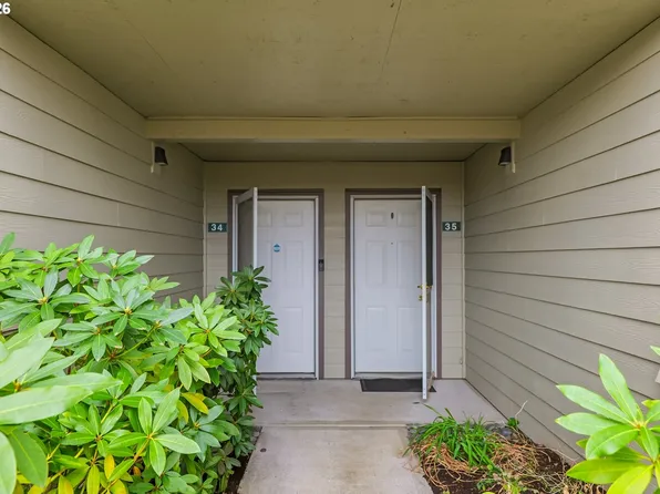 20905 Fawn Ct APT 34, West Linn, OR 97068