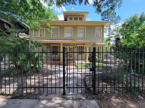 815 Sul Ross St #1 Photo 1