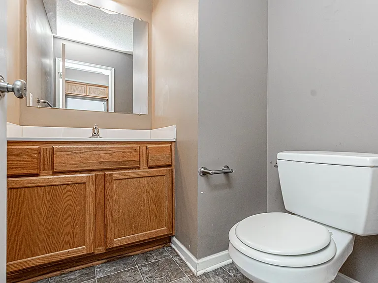 823 Whitetail Ct — Photo 11