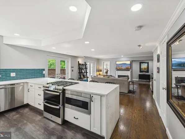 5015 V St NW, Washington, DC 20007