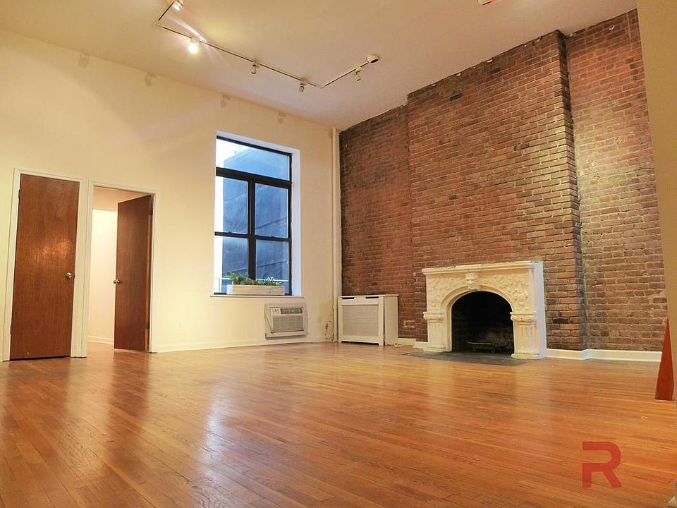 1st image of 30 W 73rd St APT 4