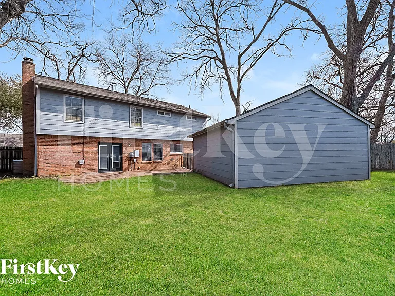 1219 Briarmead Dr — Photo 15