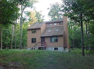 64 Alder Dr, Newfoundland, PA 18445
