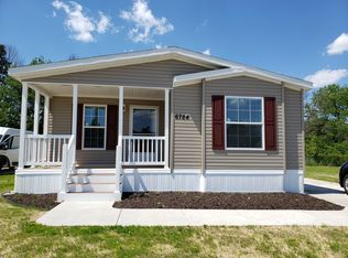 6763 Jr Dr, Kalamazoo, MI 49009
