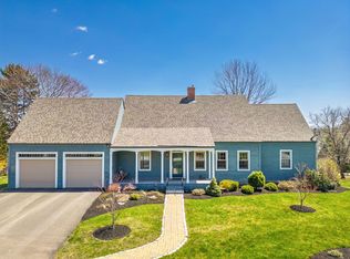 18 Pleasant St, Newcastle, ME 04553