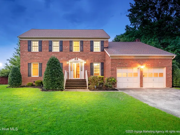 1803 Plantation Circle, Greenville, NC 27858