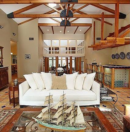 Family Room - Reverse