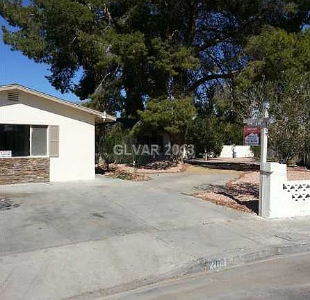 2nd image of 1204 Bailey Dr