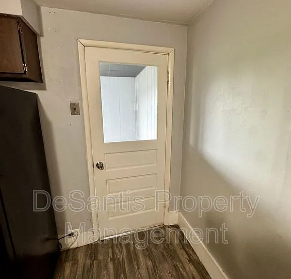 1810 Brownsville Rd #2 — Photo 25