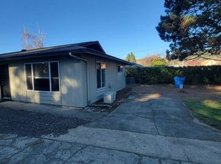 745 9th St #745, Washougal, WA 98671