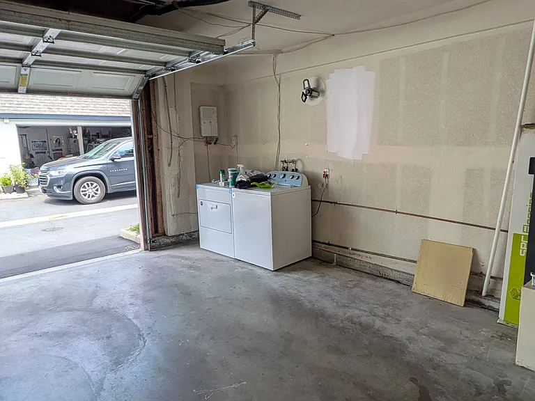 Garage with included washer and dryer