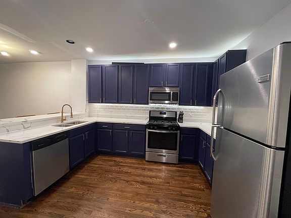 3rd image of 2356 E 71st St #1A