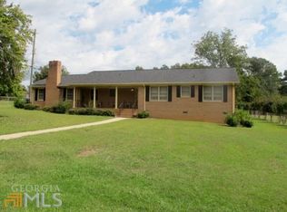 238 Lake Forest Dr, Elberton, GA 30635