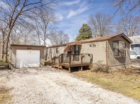 1607 Duncan Ave, Swansea, IL 62226