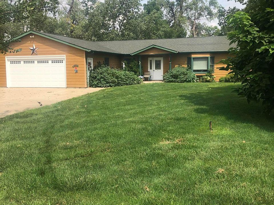 2102 Iona St, Fort Pierre, SD 57532 Zillow