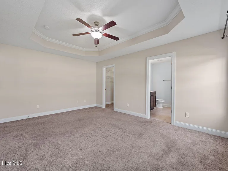 320 Aquamarine Cir — Photo 13