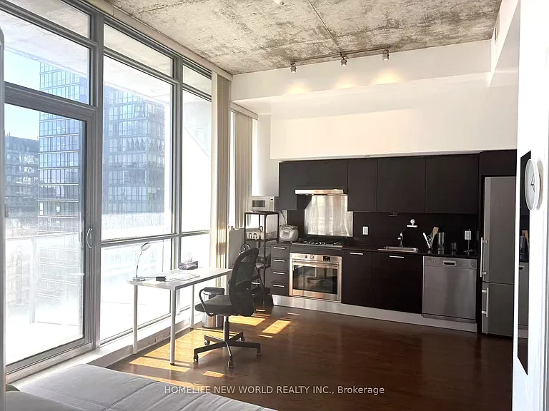 375 King St W #1701 — Photo 14