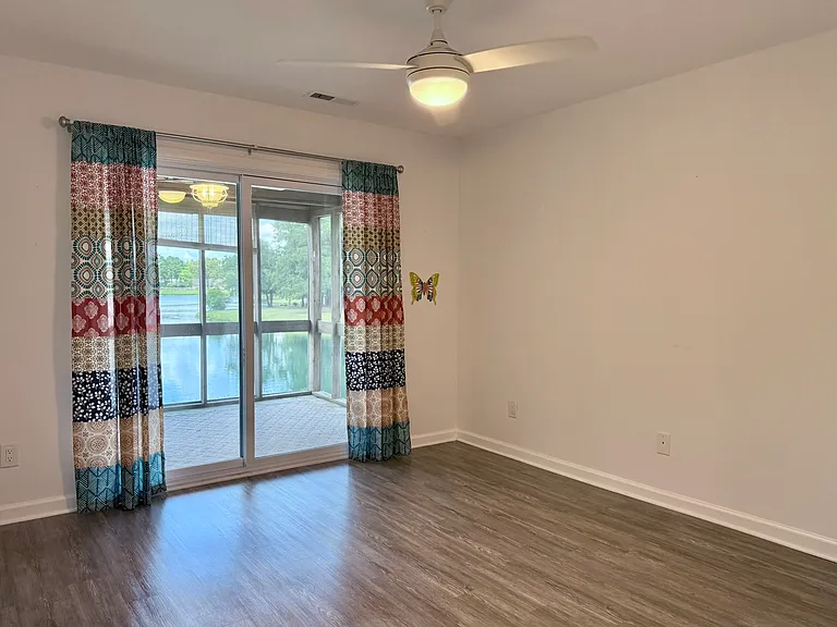 7162 Windward Dr — Photo 25