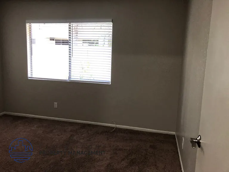 2186 Pacific Ave — Photo 12