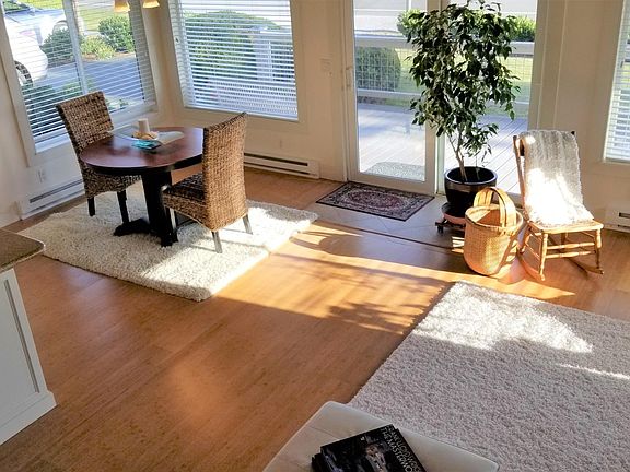 4th image of 8356 Birch Bay Dr