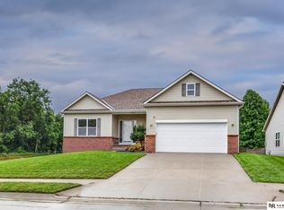 14601 Hartman Ave, Omaha, NE 68116