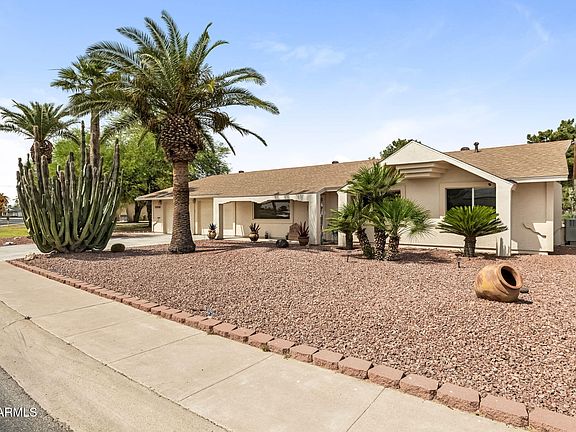 3rd image of 11444 N 109TH Avenue