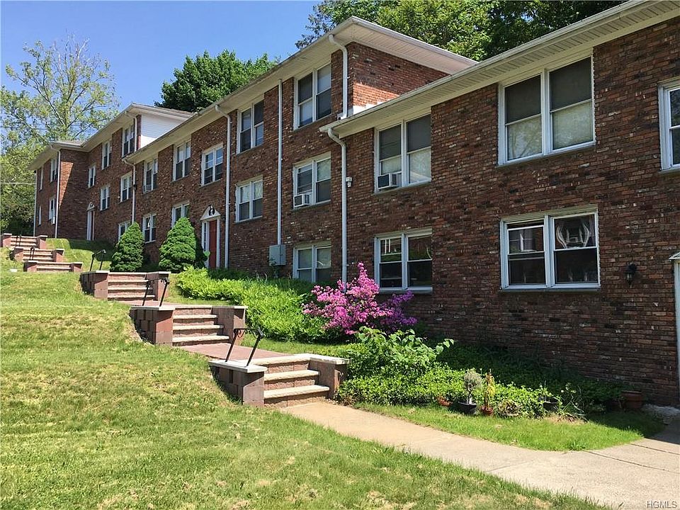 1st image of 131 N Main St APT 6E