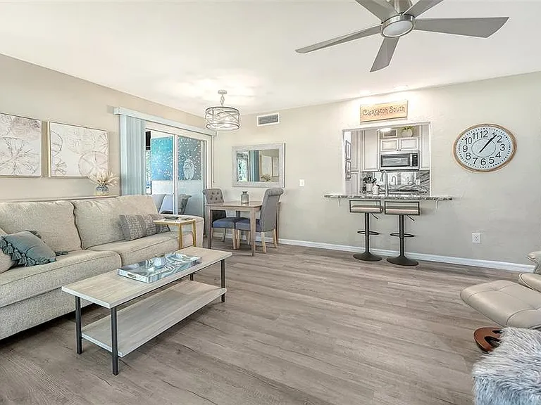 712 White Pine Tree Rd #77 — Photo 4