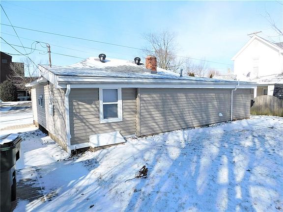 3rd image of 618 N Monfort St