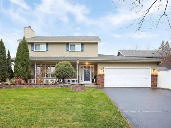 7790 Carnelian Ln, Eden Prairie, MN 55346