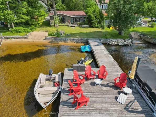 1046 Golden Point Rd W, Bracebridge, ON P1L 1W8