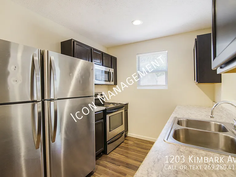 1203 Kimbark Ave — Photo 8