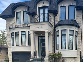 11 Burke St, Toronto, ON M2M1V1