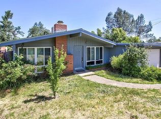 1516 Riviera Dr, Redding, CA 96001