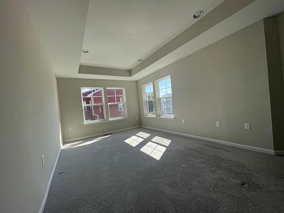 4th image of 113 Alderman Way
