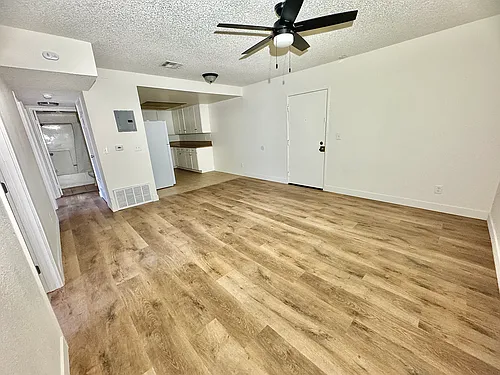 11058 Cantlay St #2 Photo 1