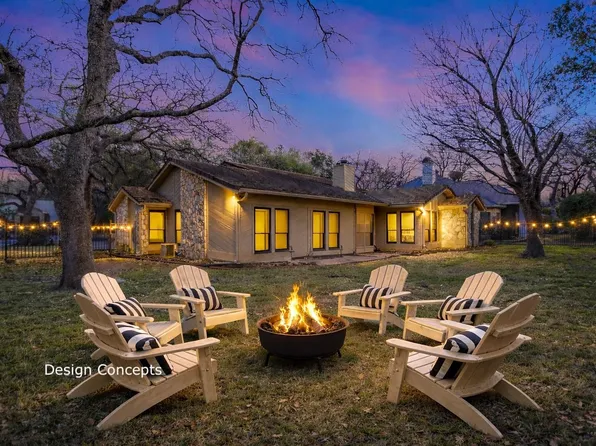 204 Blue Ground, Horseshoe Bay, TX 78657