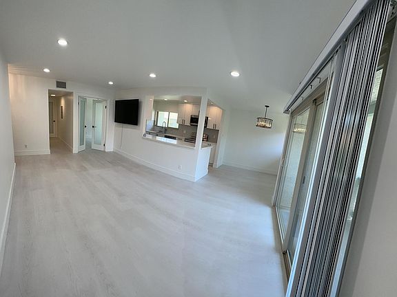 4th image of 23667 Park Capri Unit 99