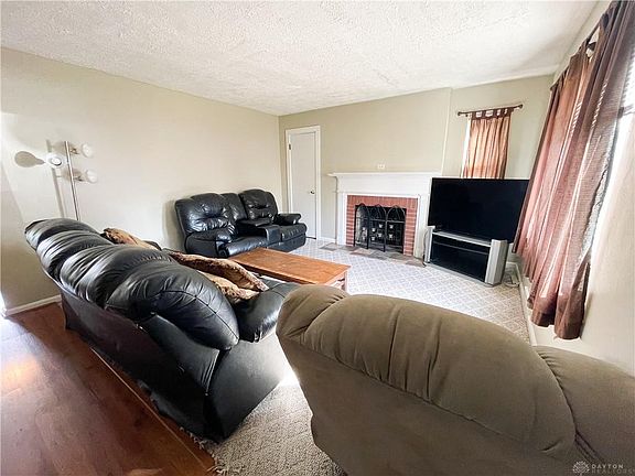 2nd image of 320 Mertland Ave