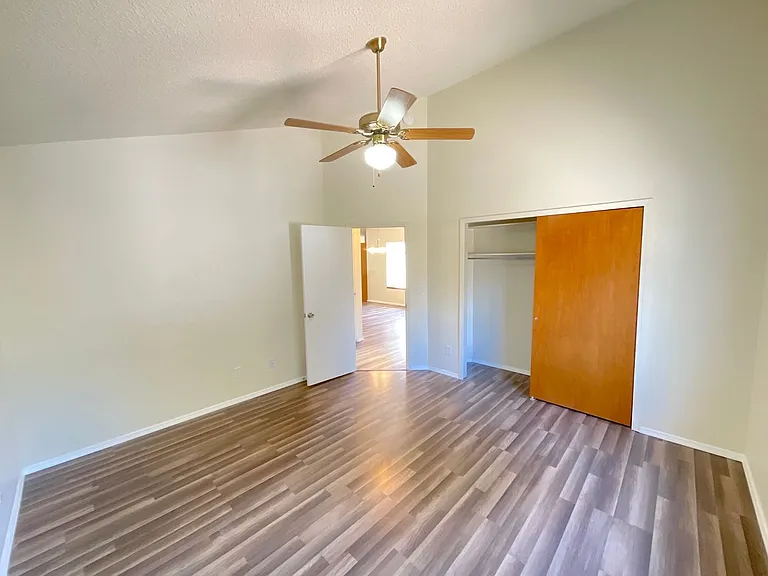 8166 Telegraph Dr — Photo 24