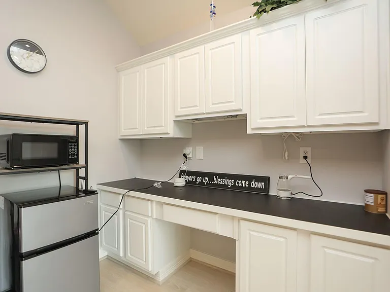 8410 Brighton Lake Ln — Photo 28