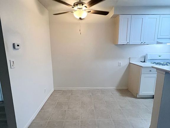 3rd image of 4029 W 138th St APT 110