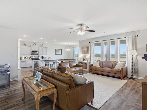 4th image of 4608 W Ridge Rd